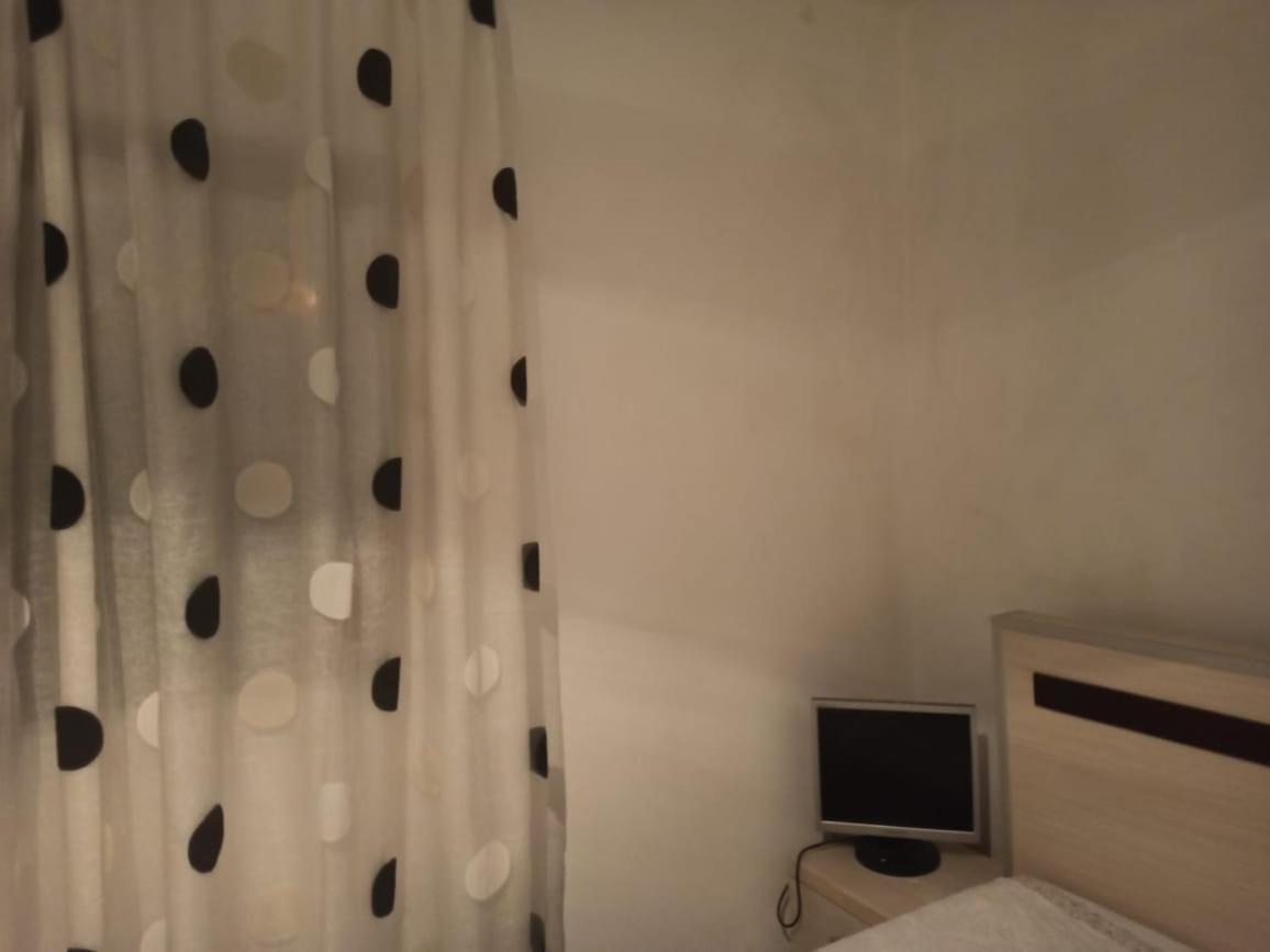 卡萨米尔Apartament Gerdani公寓 外观 照片