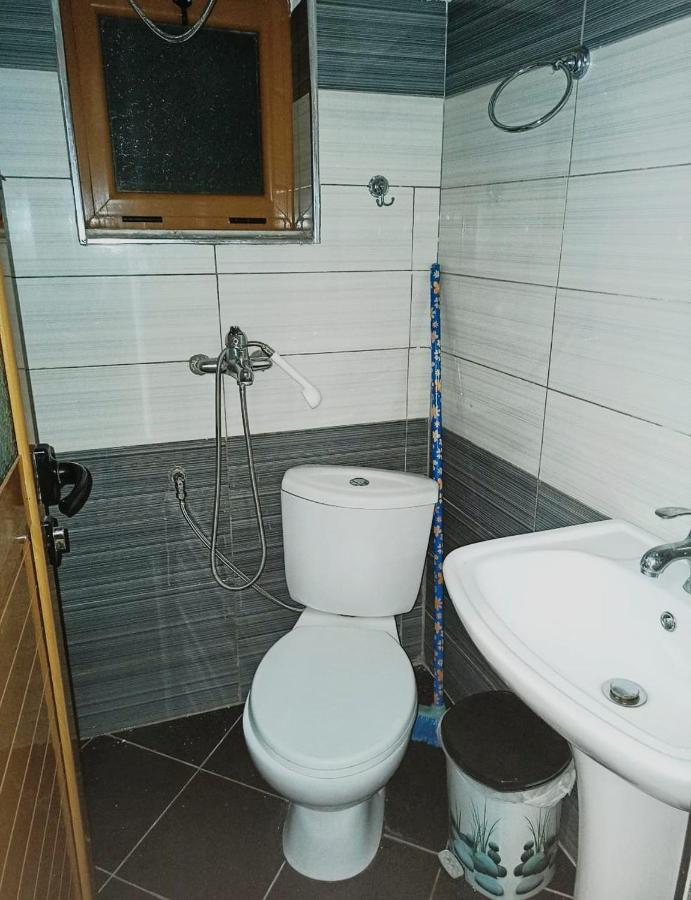 卡萨米尔Apartament Gerdani公寓 外观 照片